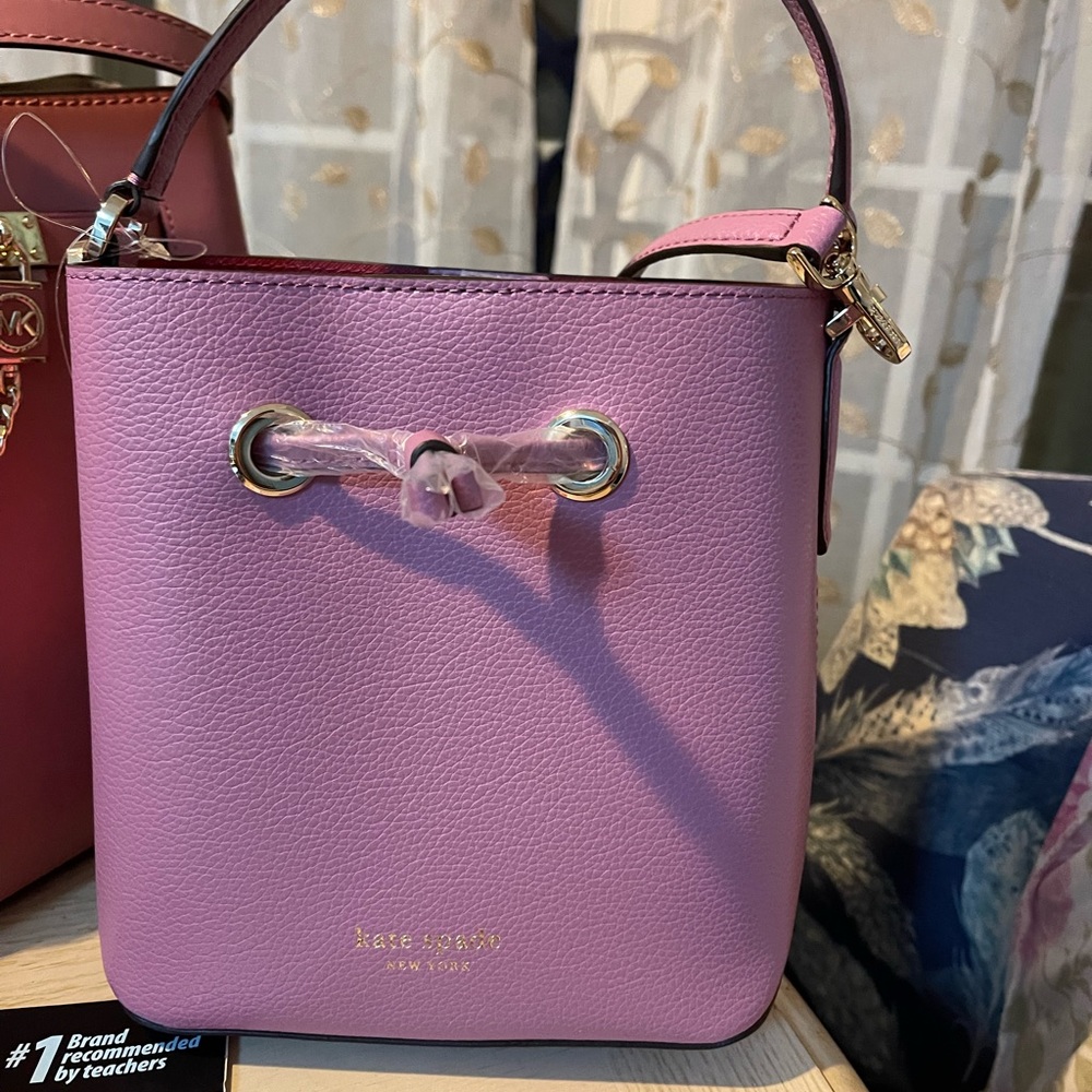 NWT KATE SPADE ♠️ SMALL BUCKET CROSSBODY